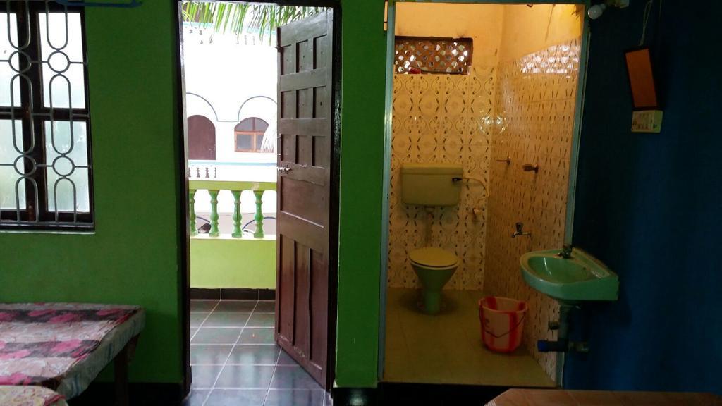 Savitri Guest House Arambol Quarto foto
