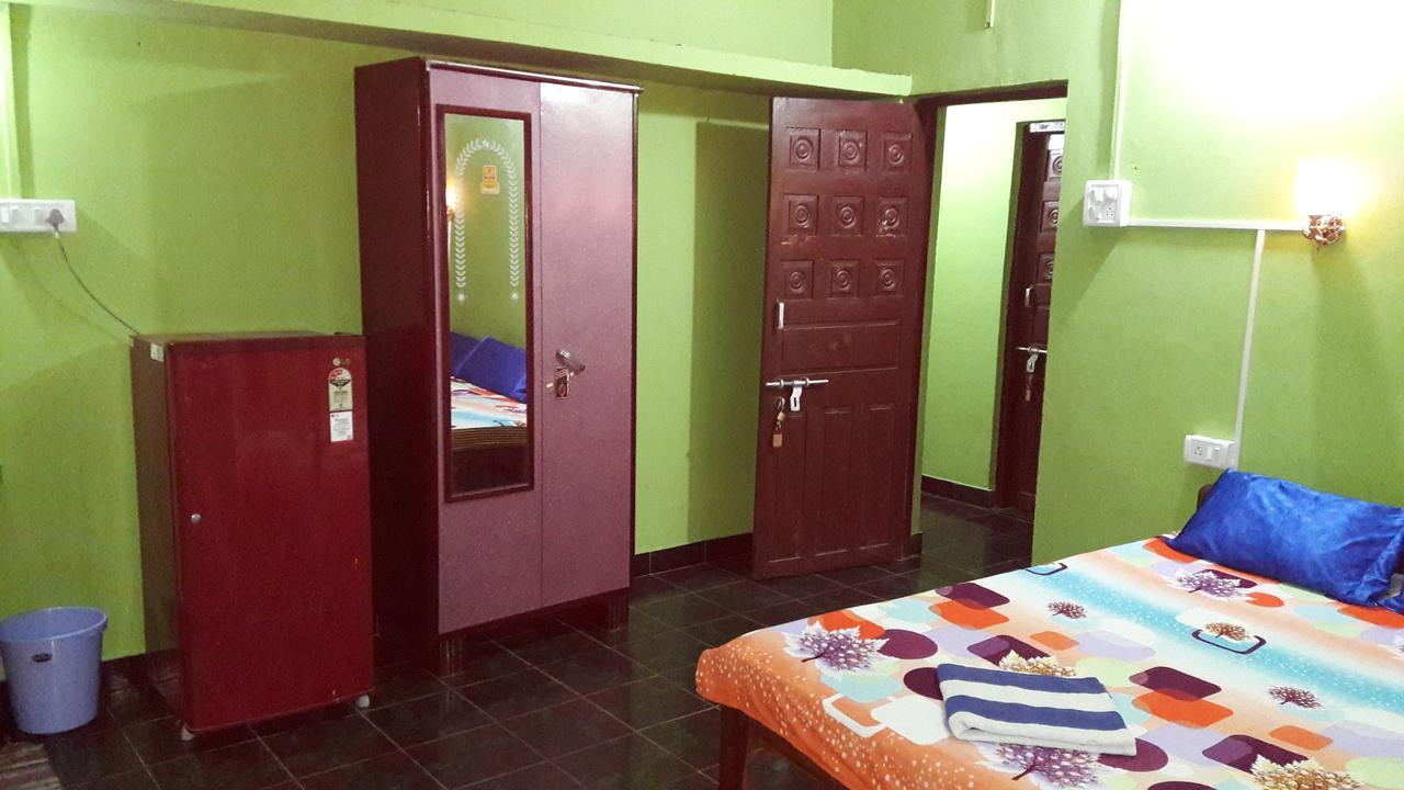 Savitri Guest House Arambol Exterior foto